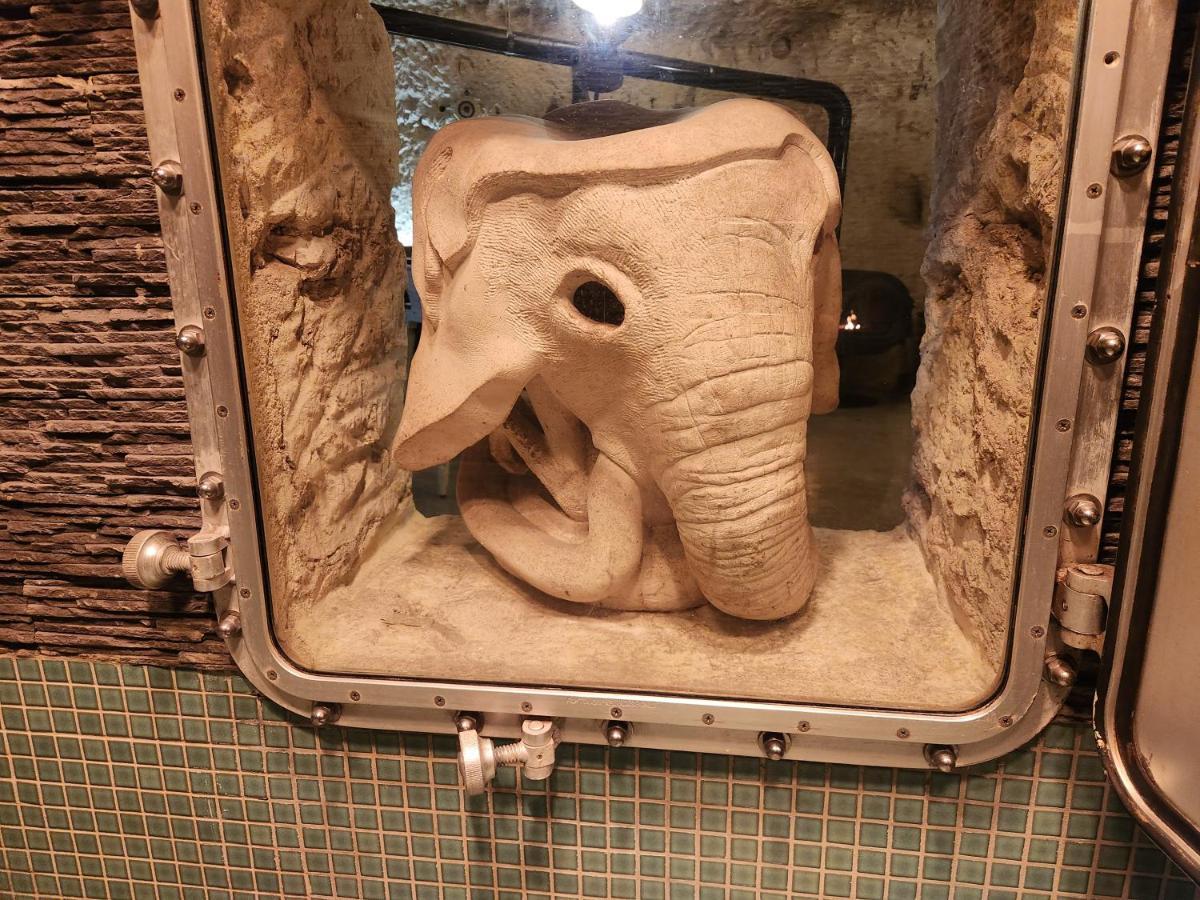 Le Cavernacle Монришар Екстериор снимка
