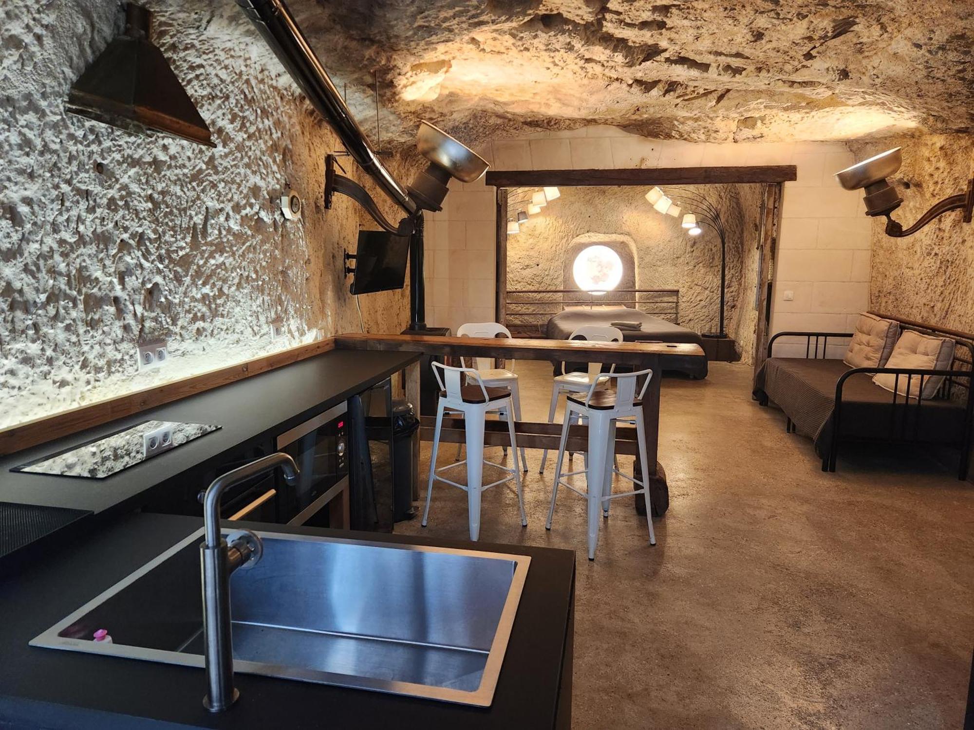 Le Cavernacle Монришар Екстериор снимка