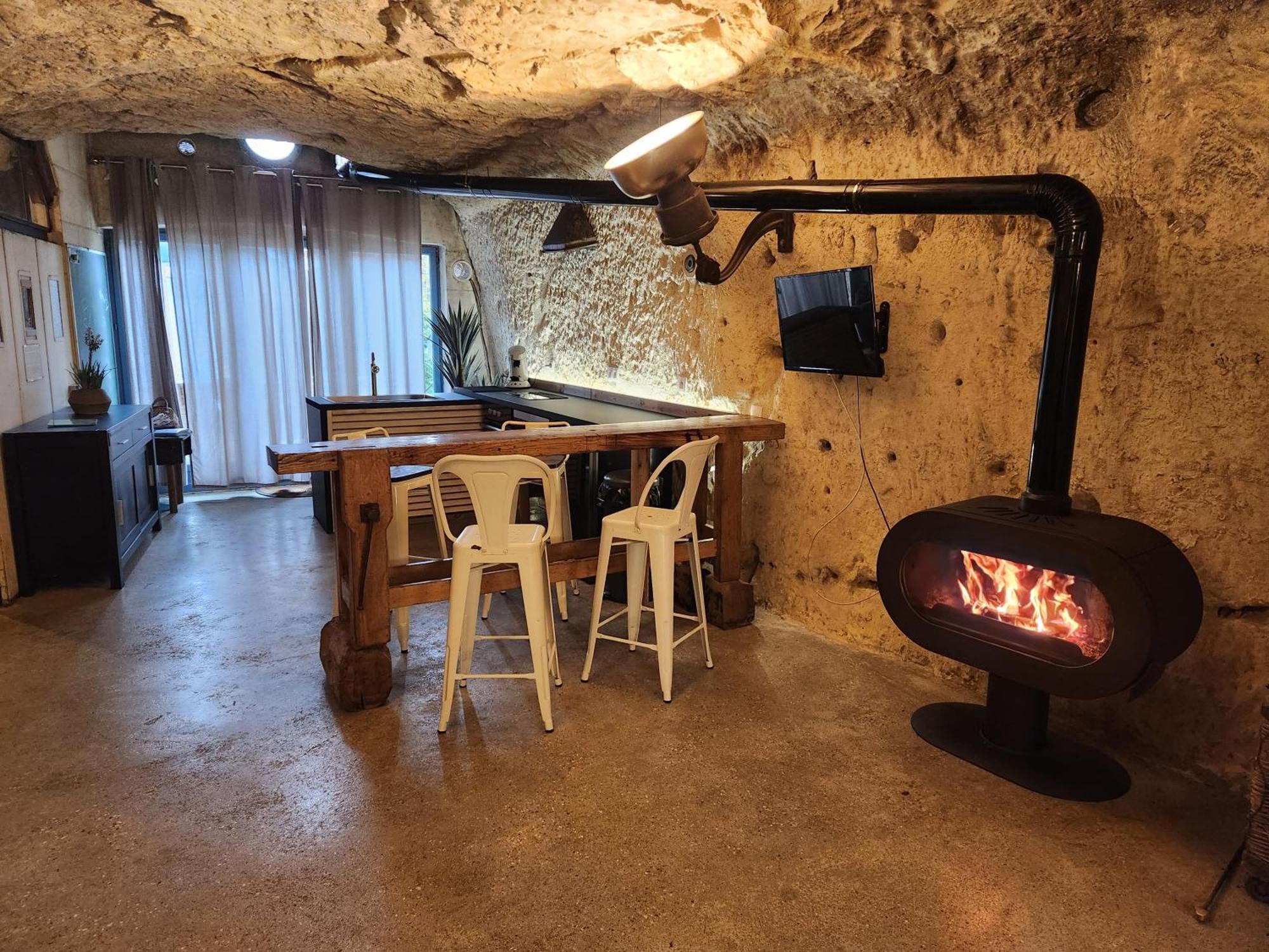 Le Cavernacle Монришар Екстериор снимка